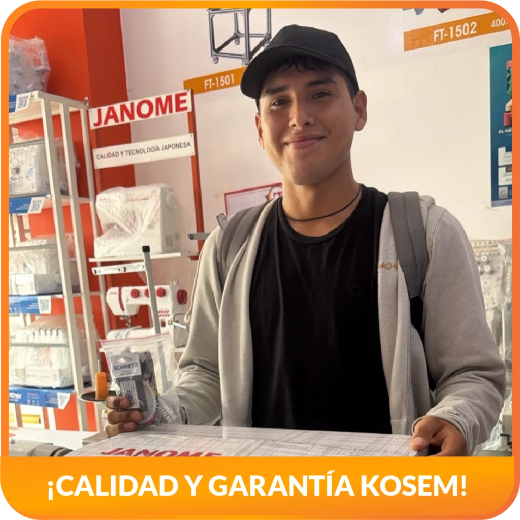 Cliente feliz con su máquina de coser Janome adquirida en KOSEM Ecuador