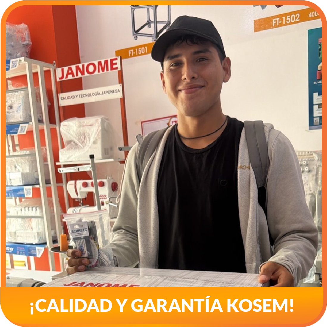Cliente feliz con su máquina de coser Janome adquirida en KOSEM Ecuador